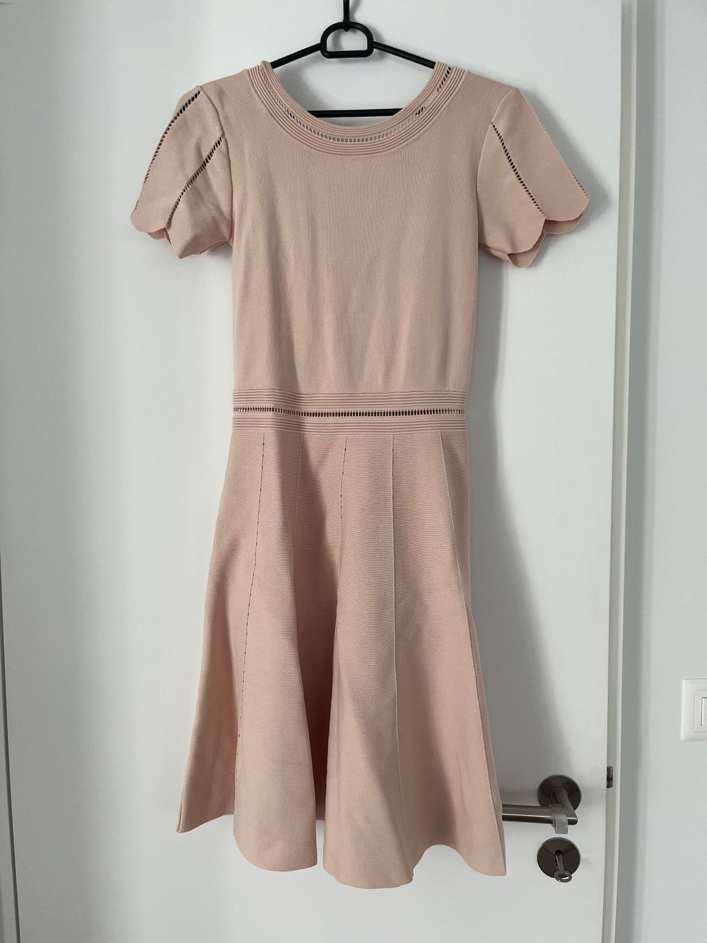 Sandro Vestiti: Kleid Sandro rosa – Usato da Frauenfeld venduto da Laxmi81
