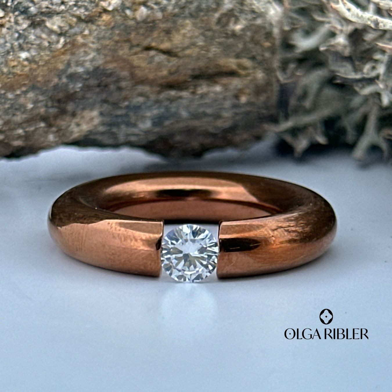 Olga Ribler Anelli: Edelstahl 6 mm  Ring mit Zirkonia Gr 62 – Nuovo (secondo la descrizione) da Luzern venduto da Schmuckoutlet 5