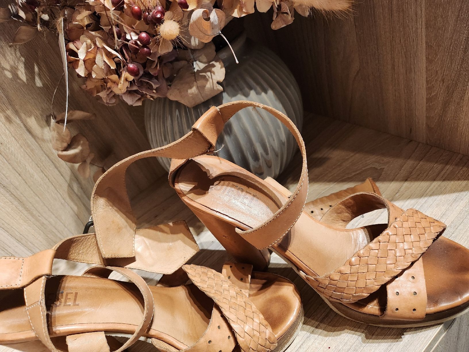 Diesel Scarpe da donna: magnifique talons Diesel – Usato da Bassecourt venduto da Aud_yp52 2