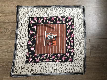 Foulard vintage Louis Féraud Paris automne