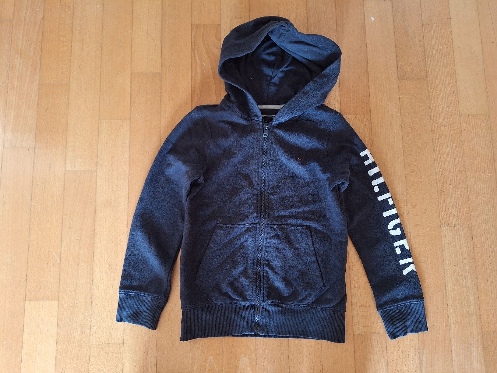 Tommy Hilfiger Giacche & Cappotti: Tommy Hilfiger Sweatjacke in Gr. 128 – Usato da Oberrieden venduto da smarties949