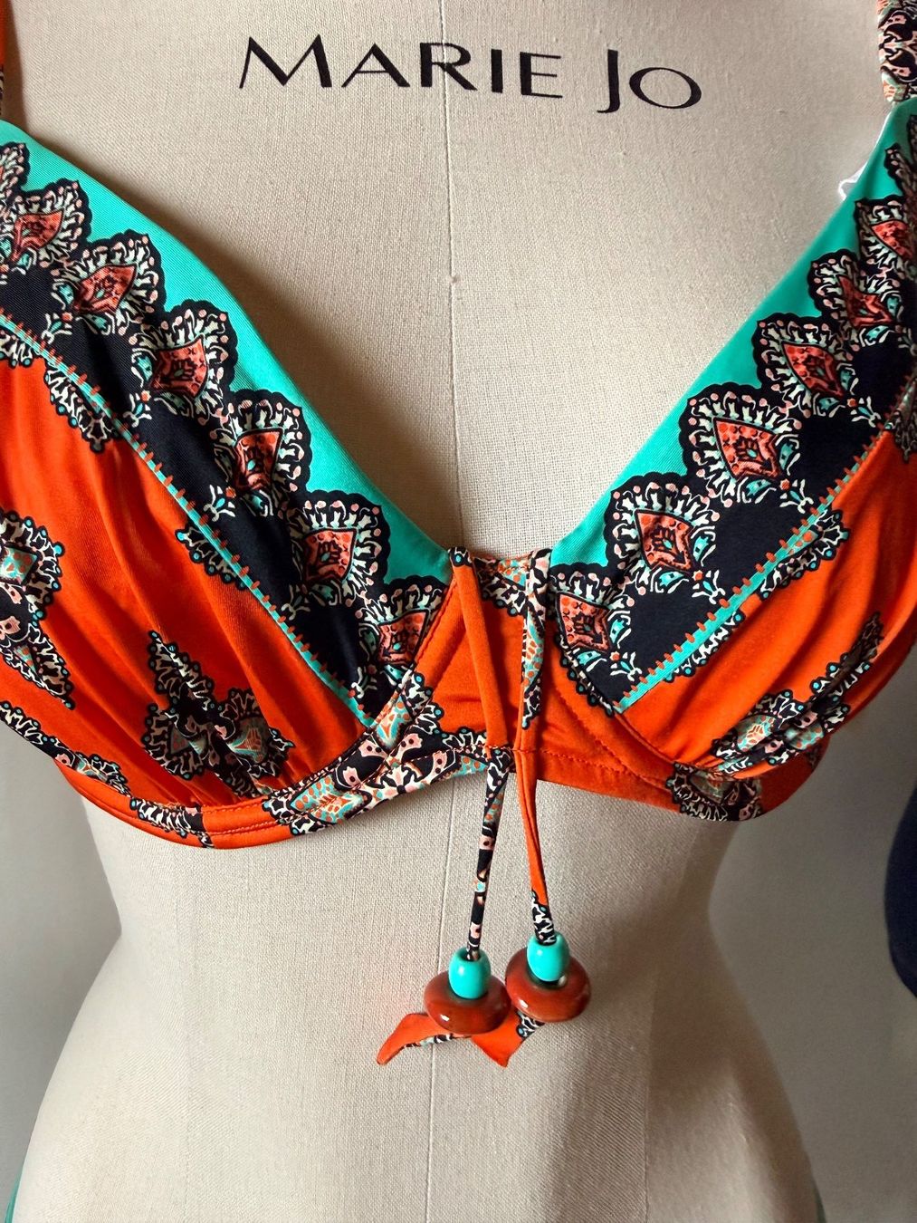 Chantelle Badekleider & Bikinis: CHANTELLE, Bikini, Grösse 85D/42, Farbe Orange mit Muster – Neu und originalverpackt aus Rudolfstetten von gst_g7xl 1