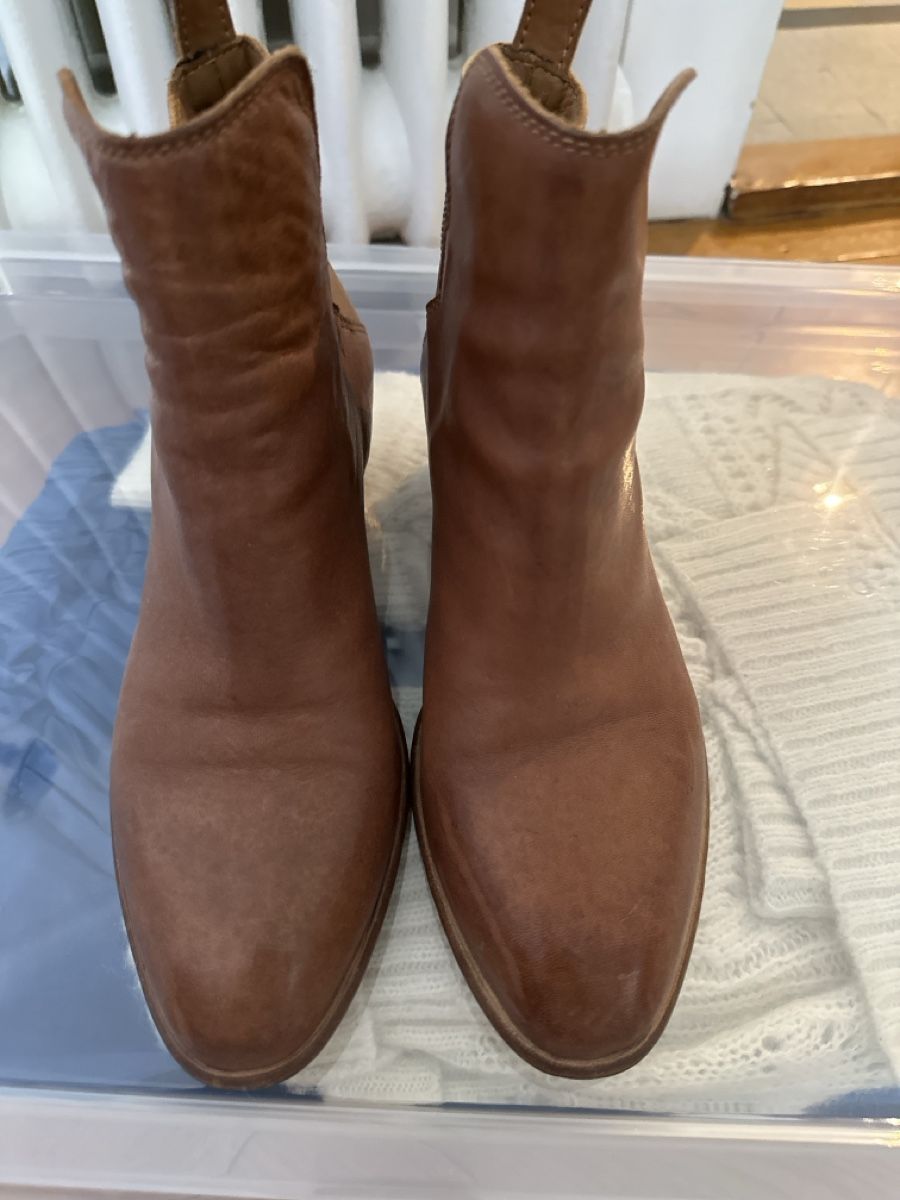 Moma Scarpe da donna: Bottines en cuir marron Mo. Ma, taille 37, parfaites! – Nuovo (secondo la descrizione) da Lausanne venduto da pascale.mojito1004 1