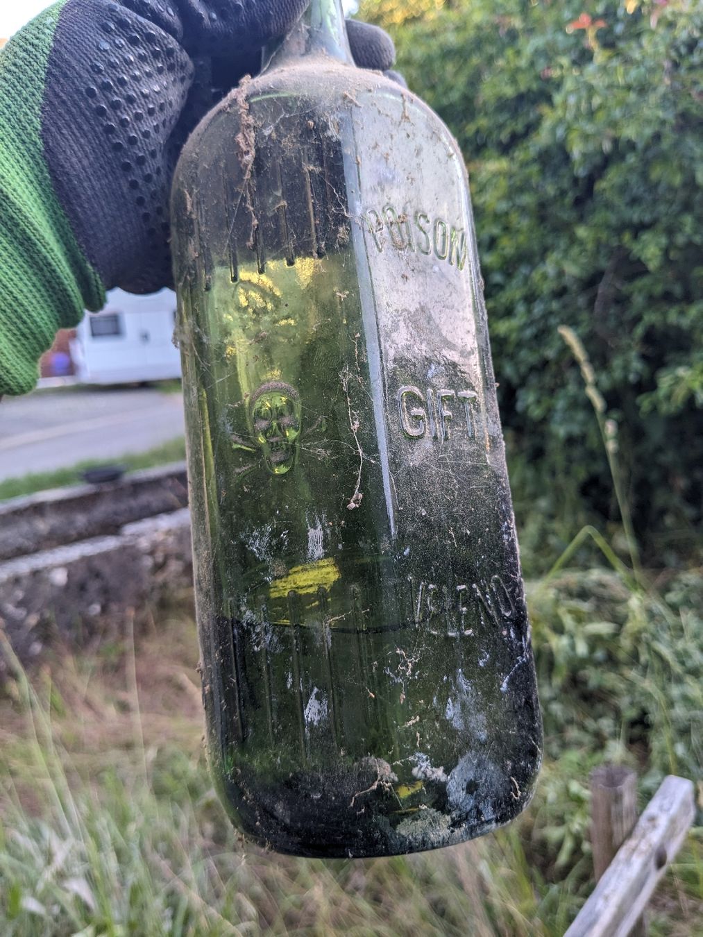 Matériel de laboratoire: Ancienne bouteille de poison – D'occasion à Grancy par jal_7qd9 1