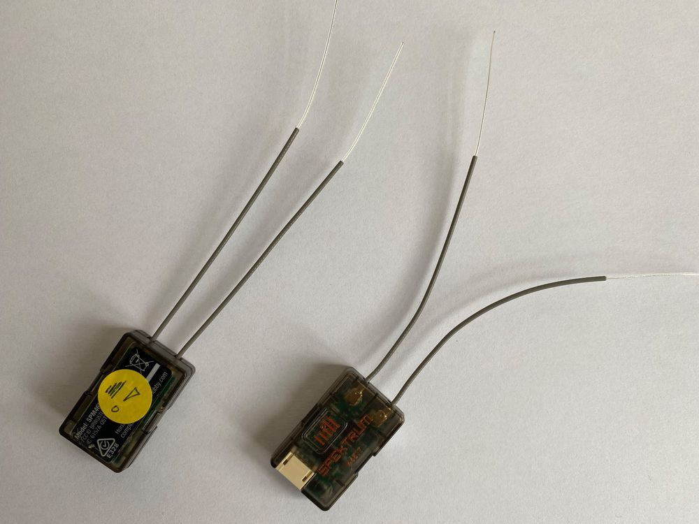 Spektrum 4651T SRXL2 DSMX Remote Serial Telemetry Receiver (Gebraucht ...