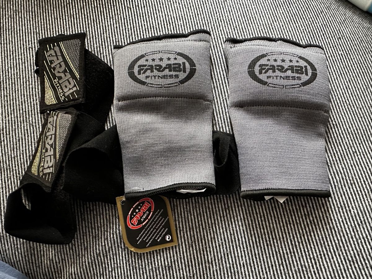 Guanti: Boxhandschuhe Junior Neu – Nuovo e nell'imballaggio originale da Kreuzlingen venduto da LOL101