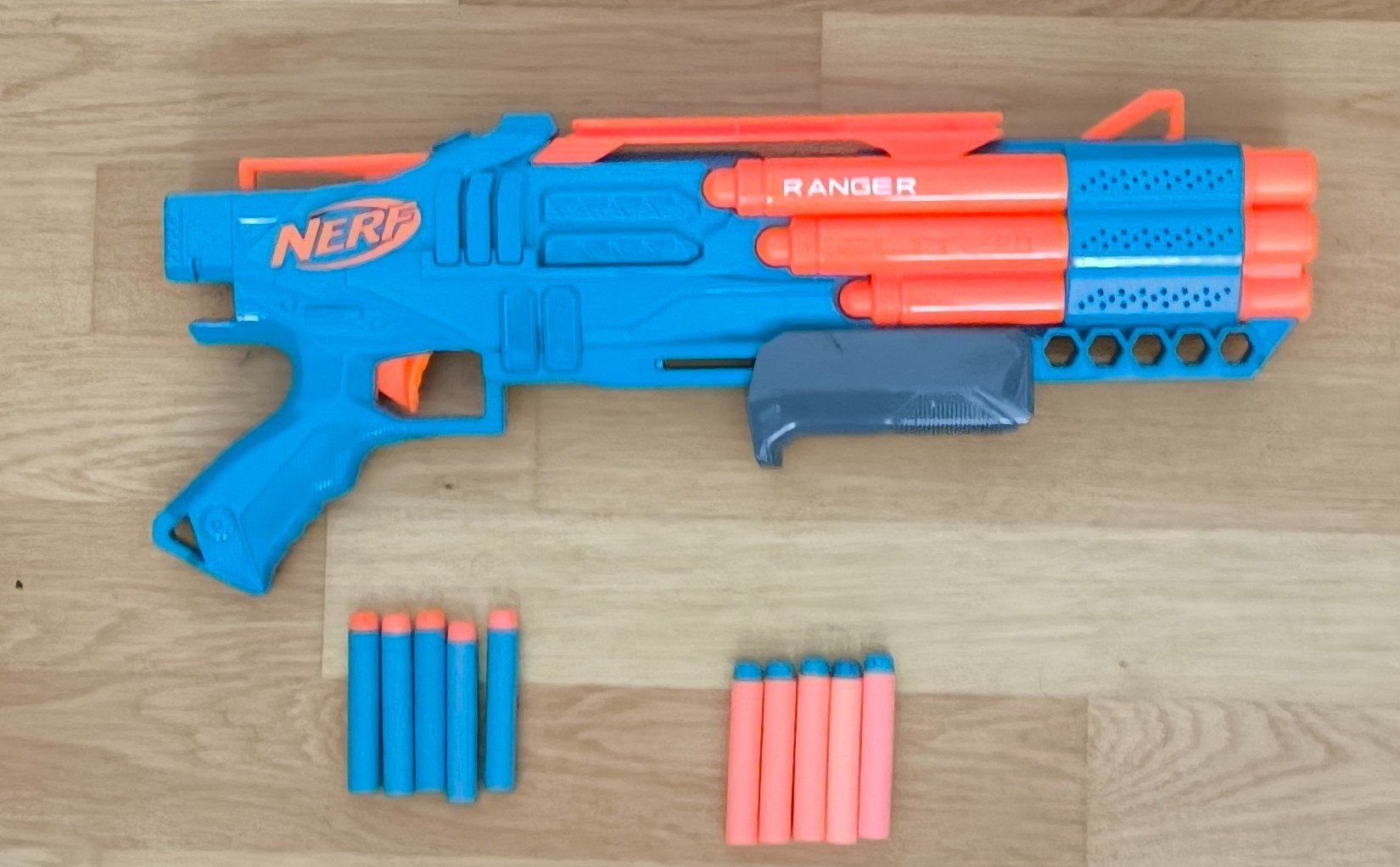 Nerf Giocattoli: Nerf Elite 2.0 Ranger PD-5 Blaster – Usato da Arbon venduto da Laszlo.Novak
