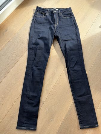 Lewis 721 High rise skinny 29