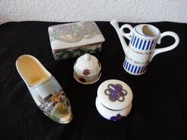 5 Stk. Porzellan Sammrel- Dosen, Schuh, Gieskanne ...