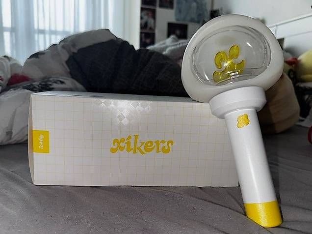 Lampade: Lightstick Kpop(Xikers) – Usato da Minusio venduto da natpag