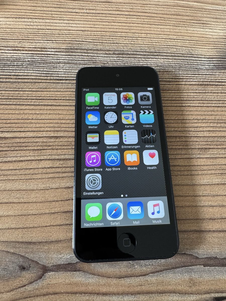Apple Tragbarer Mediaplayer: iPod Touch 5th gen – Gebraucht aus Zollikofen von lagavulin03