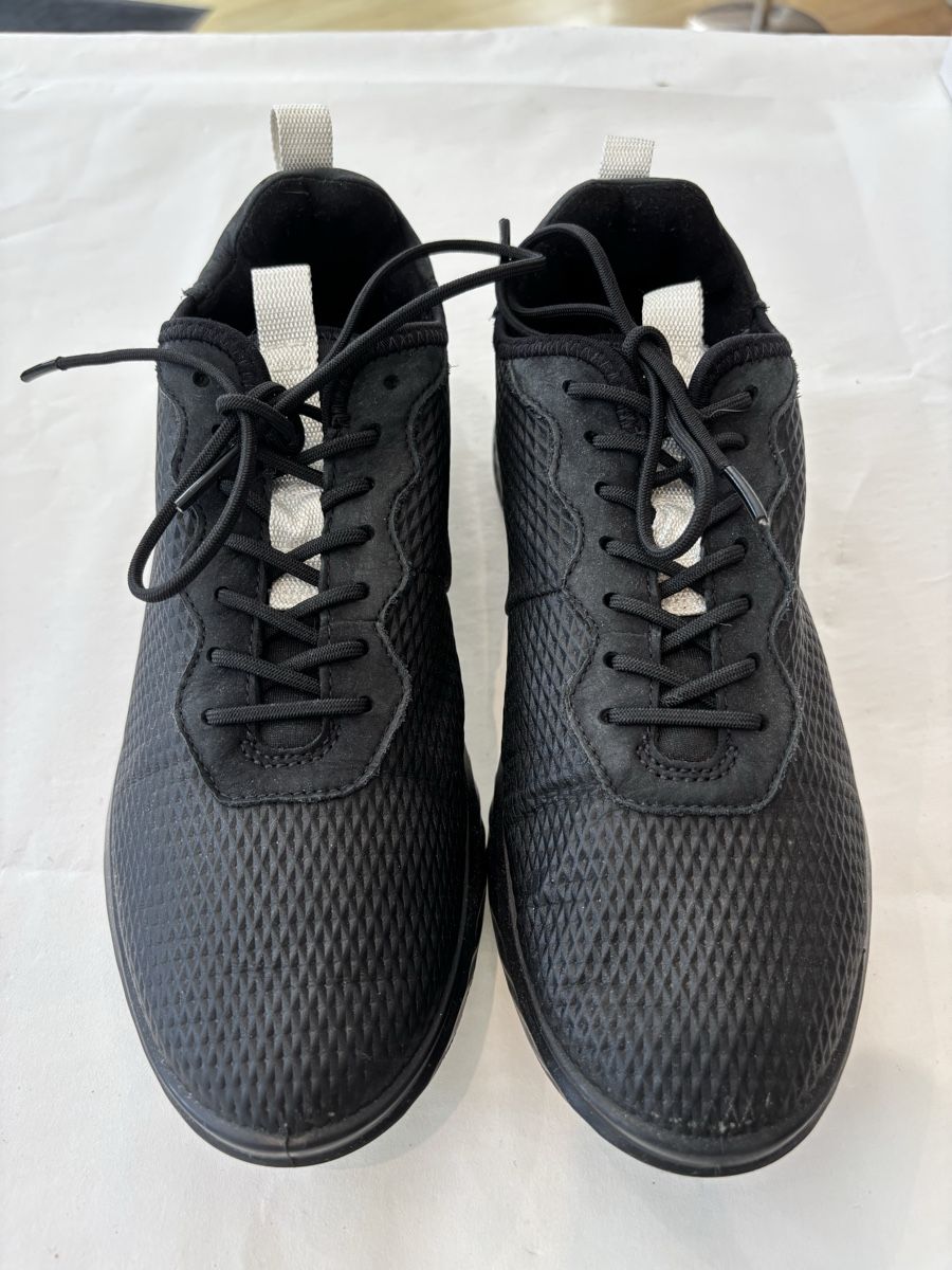Ecco Chaussures hommes: Ecco Turnschuhe schwarz Groesse 38 – D'occasion à Burgdorf par VouSchoen