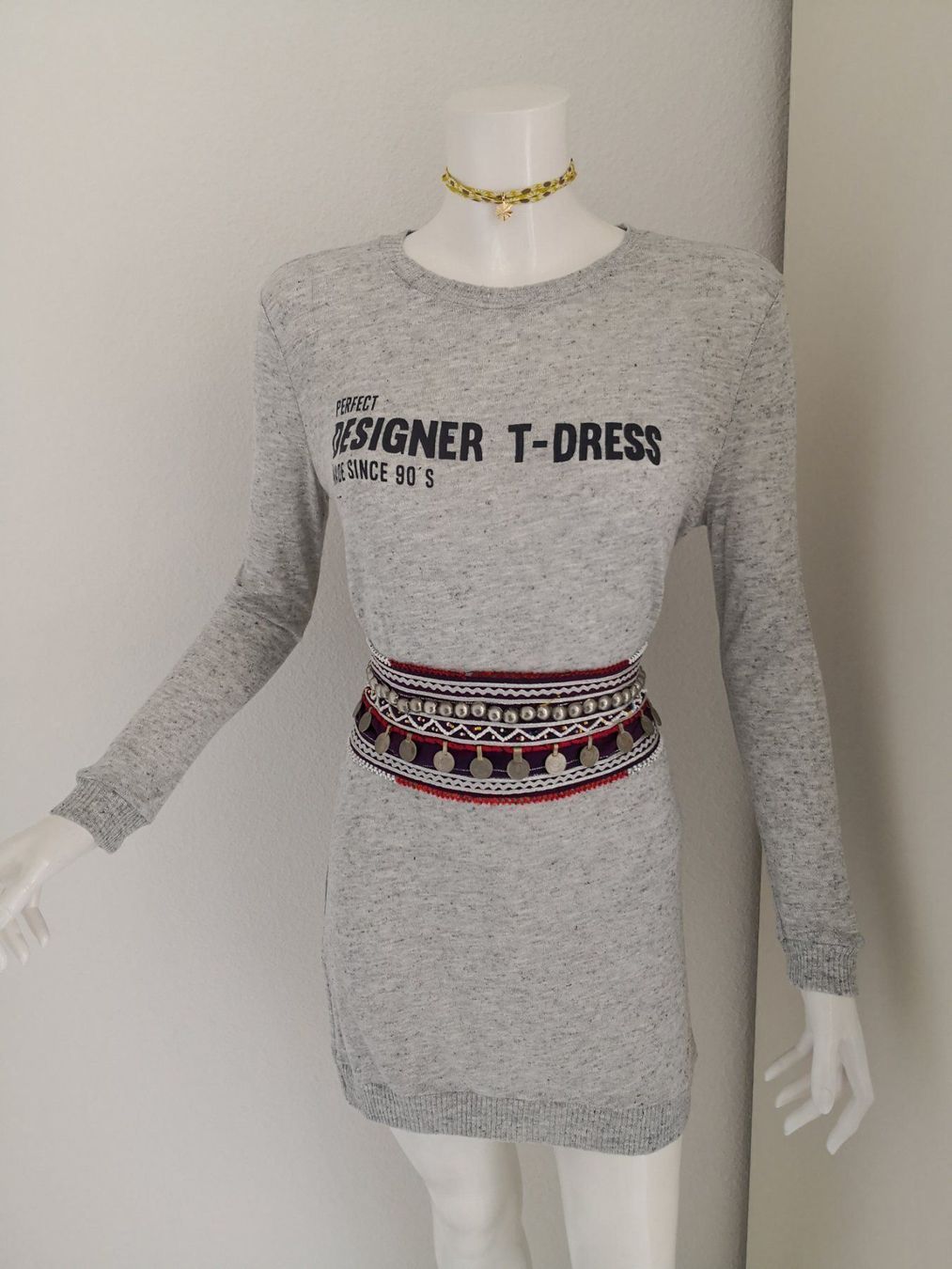 Mango Kleider: 🤩MANGO LANGARM STRICK-PULLOVER-KLEID GRAU&DRUCK & ARMANI P. – Gebraucht aus Olten von Naja-Twins-Twins 1