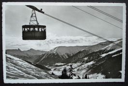 DAVOS Luftseilbahn Jschalp mit Tinzenhorn