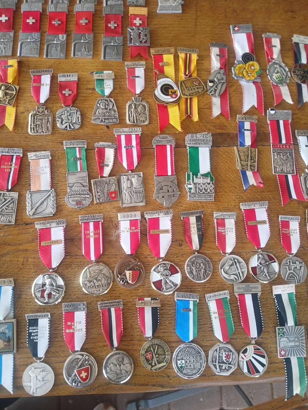 Medaglie: Collection de  94 médailles de tir – Usato da Corcelles-Payerne venduto da evalyne 4