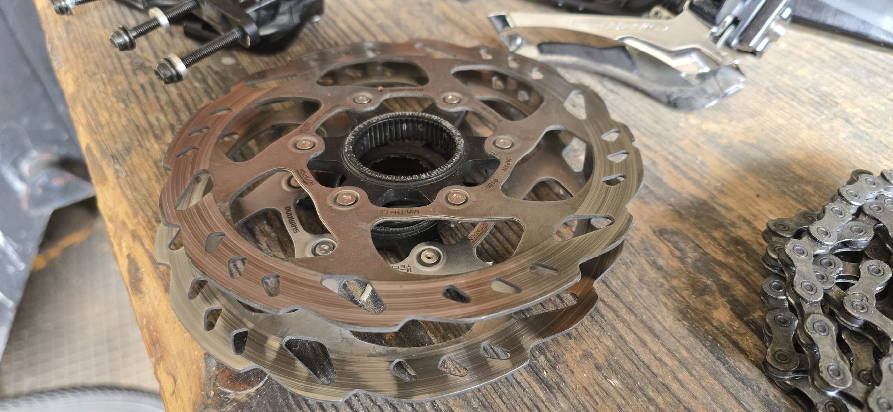 Shimano Pezzi di ricambio: Shimano 105 Gruppe – Usato da basel venduto da Propain 3