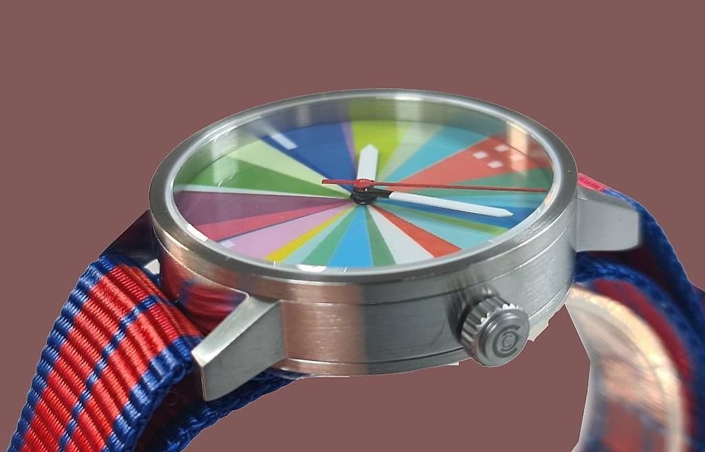 Orologi: Buntes ColorCode Unikat 36mm von Concentric – Usato da Basel venduto da Subwave 2