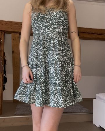 Sommerliches Minikleid