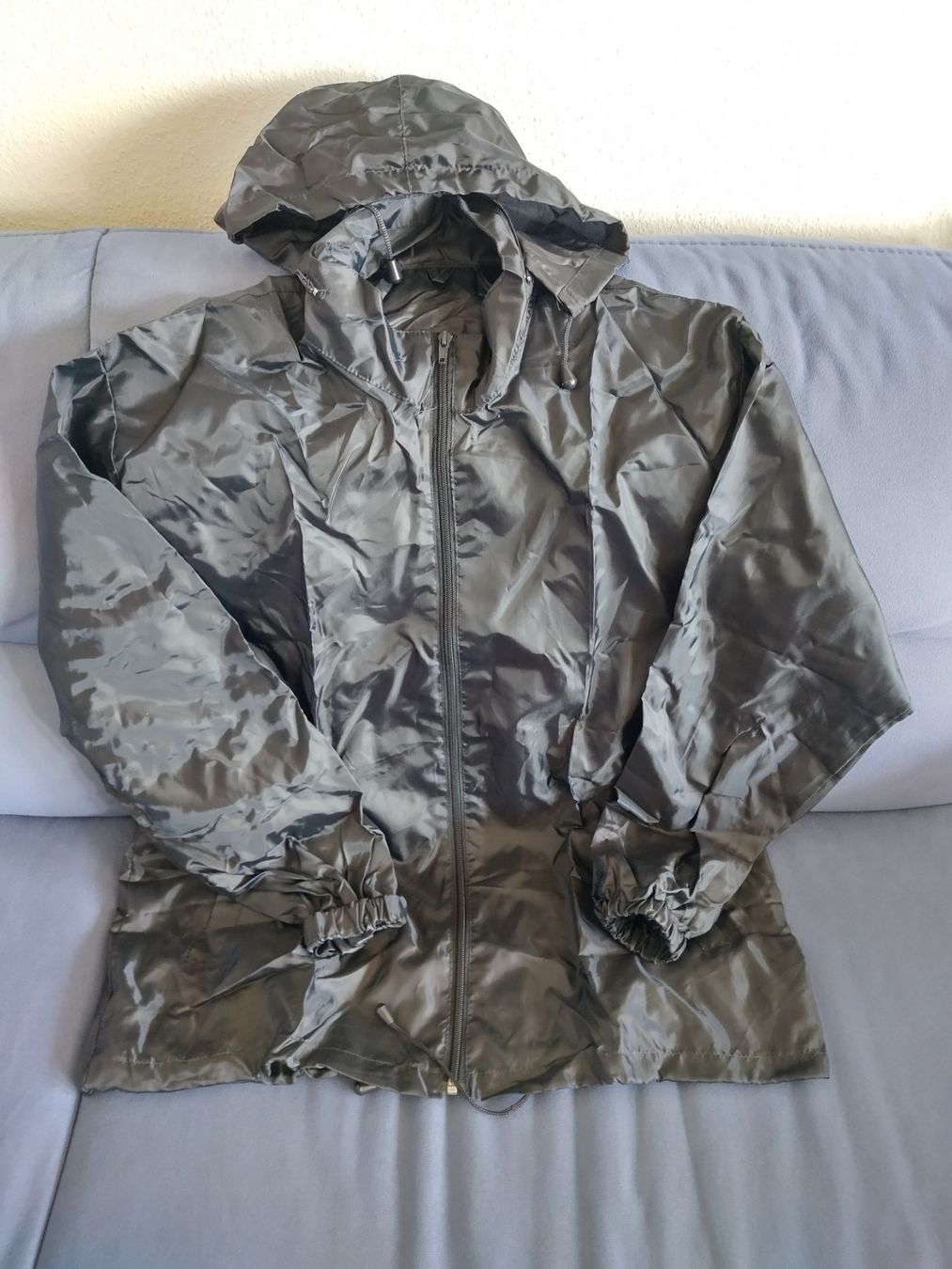Giacche: Regenjacke aus Nylon – Nuovo e nell'imballaggio originale da Jona venduto da Argus36