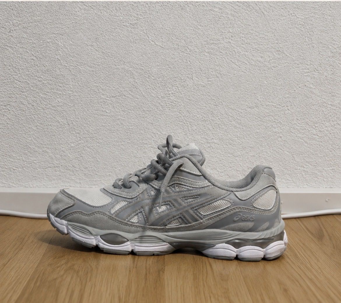 Asics Scarpe da uomo: Asics Gel NYC Grey – Nuovo (secondo la descrizione) da Bern venduto da J.B_0510 2