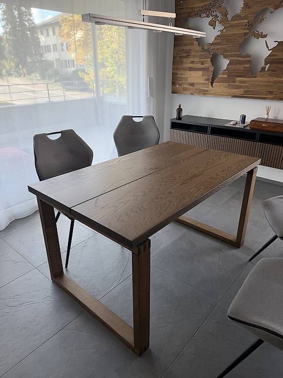 Tische: IKEA Esstisch  braunes Eichenfurnier – Gebraucht aus Dübendorf von jha_zp6y
