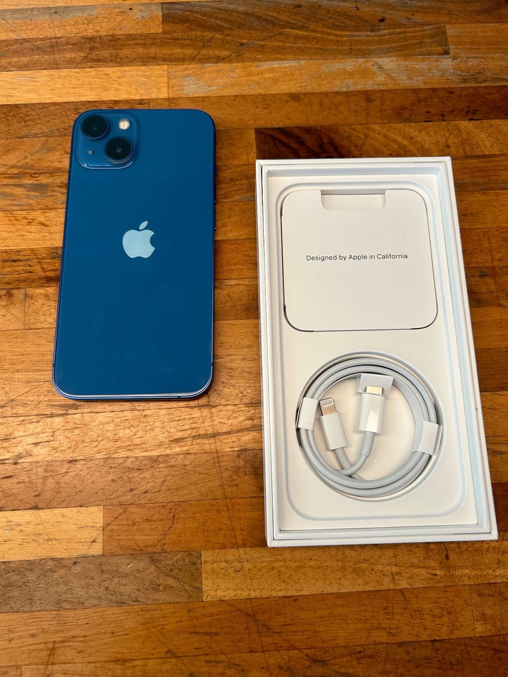 Apple Handys / Smartphones: iPhone 13 blue 256 GB – Gebraucht aus Derendingen von  2