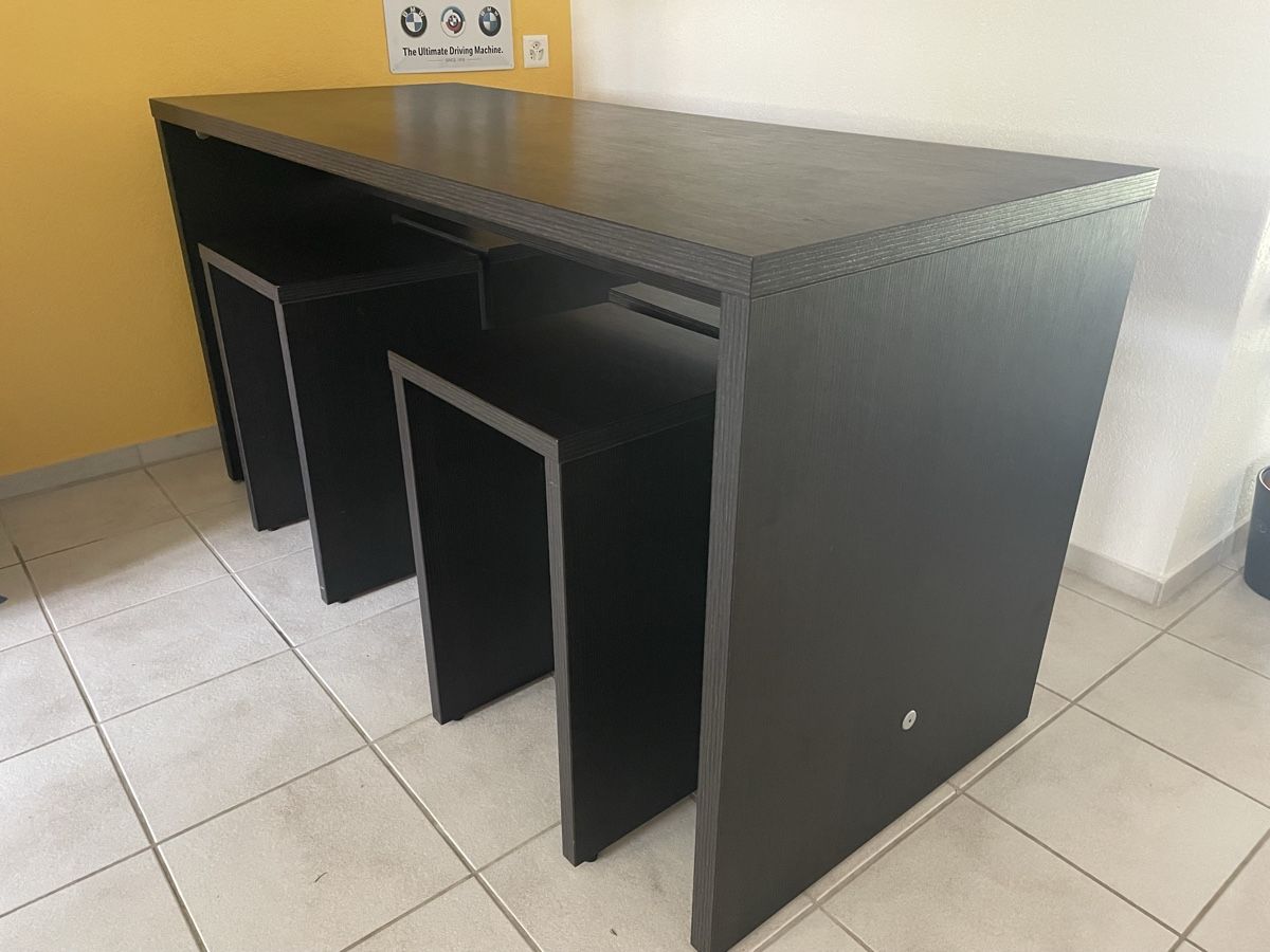 Tavoli: Bar/Stehtisch mit 4 passenden Hockern – Usato da Aesch ZH venduto da Apfelblau78 4