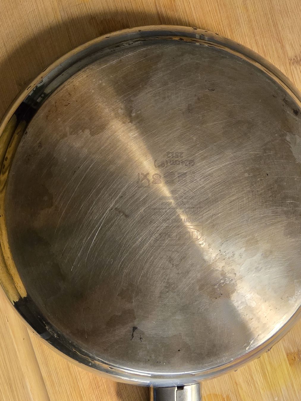 Ikea Pfannen: Antihaft Bratpfanne schwarz 24cm – Gebraucht aus Zürich von sapta15 3