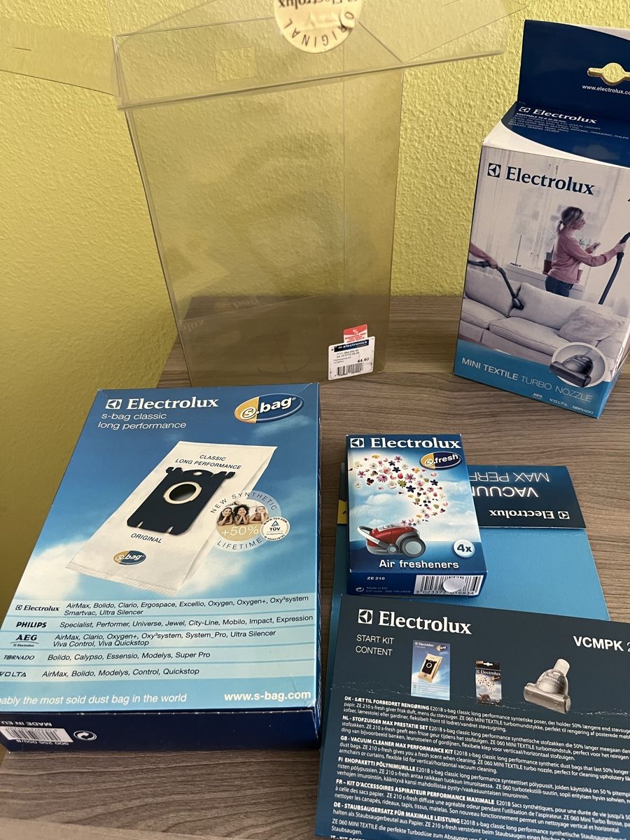 Electrolux Staubsauger & Zubehör: Electrolux Luftfrischer & S-Bag Staubsaugerbeutel neu – Neu und originalverpackt aus Basel von JJ.Elena