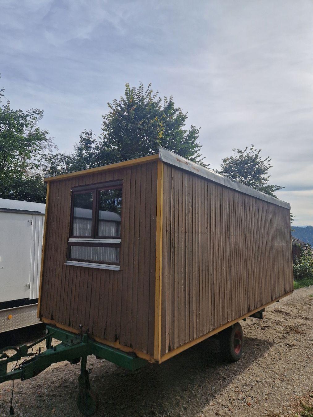 Anhänger: Bauwagen Holz  – Gebraucht aus Sumiswald von ForstCounty 1