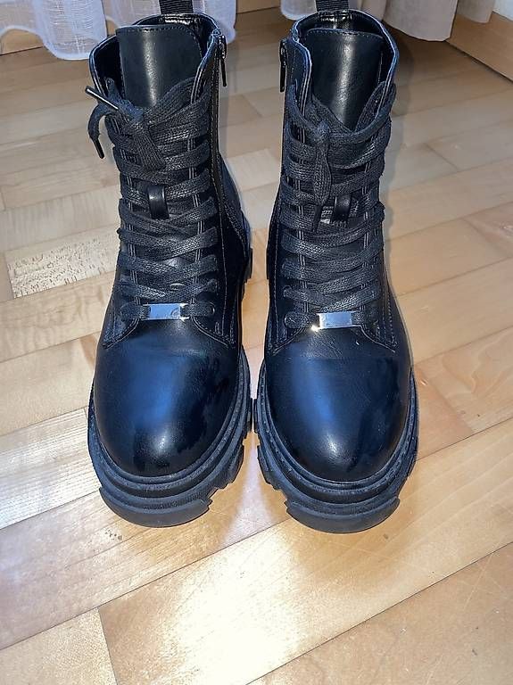 Damenschuhe: Stiefeletten – Gebraucht aus Frauenfeld von Odanos