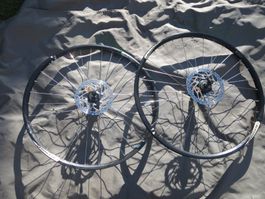 Laufradsatz MTB 26" V100 H135mm für Alltagsvelos