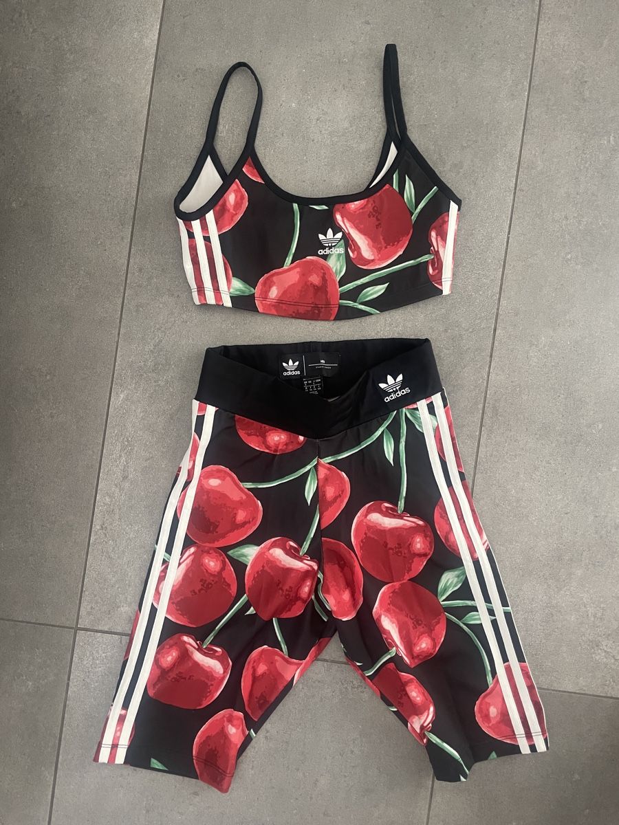 Adidas Lotti & Set di vestiti: Completo ginnastica ADIDAS  – Usato da Melide venduto da jul_2q6m