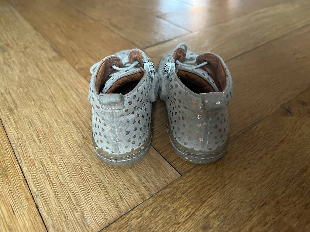 Schuhe für Jungen: Ocra Schuhe halbhoch Leder 30 top – Gebraucht aus Basel von mos_2xxs 1