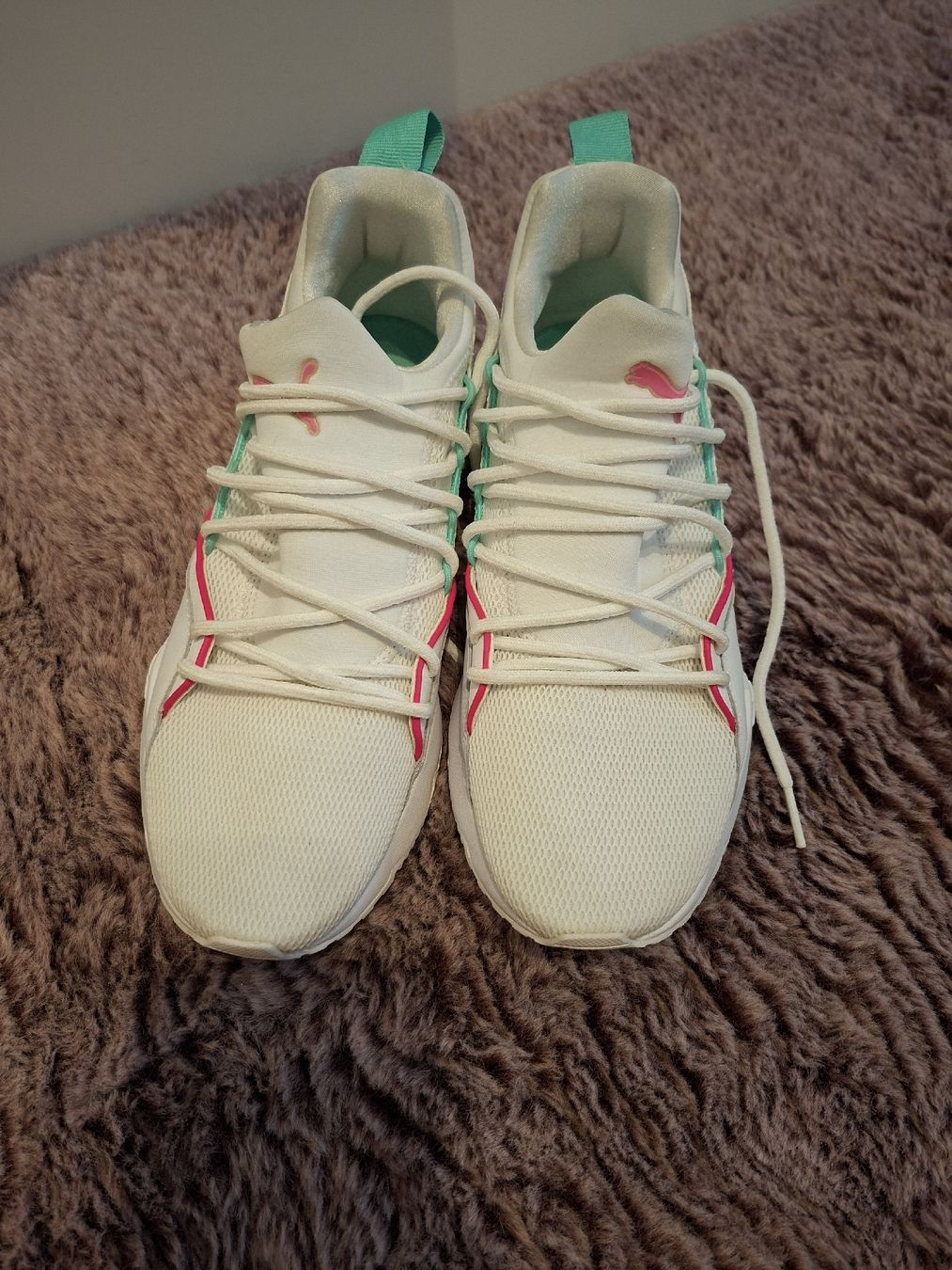Puma Damenschuhe: Puma Turnschuhe, Gr. 38  – Neu (gemäss Beschreibung) aus Winterthur von Ausmisten2026 1