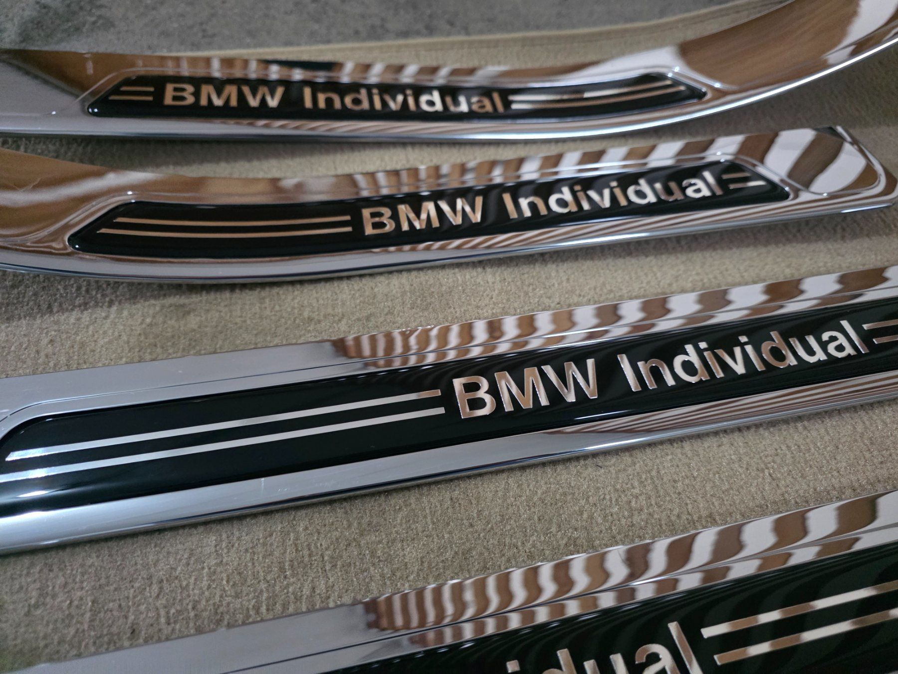 BMW Toutes les pièces auto: BMW e38 Individual Einstiegsleisten – D'occasion à Scherzingen par Benjanil 1