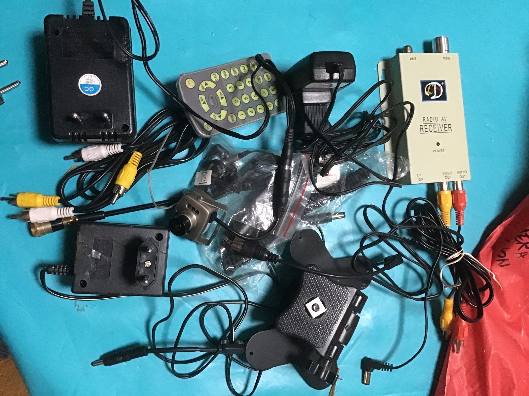 Caméscopes: Camera de surveillance avec écran – D'occasion à Lausanne par topthai 2