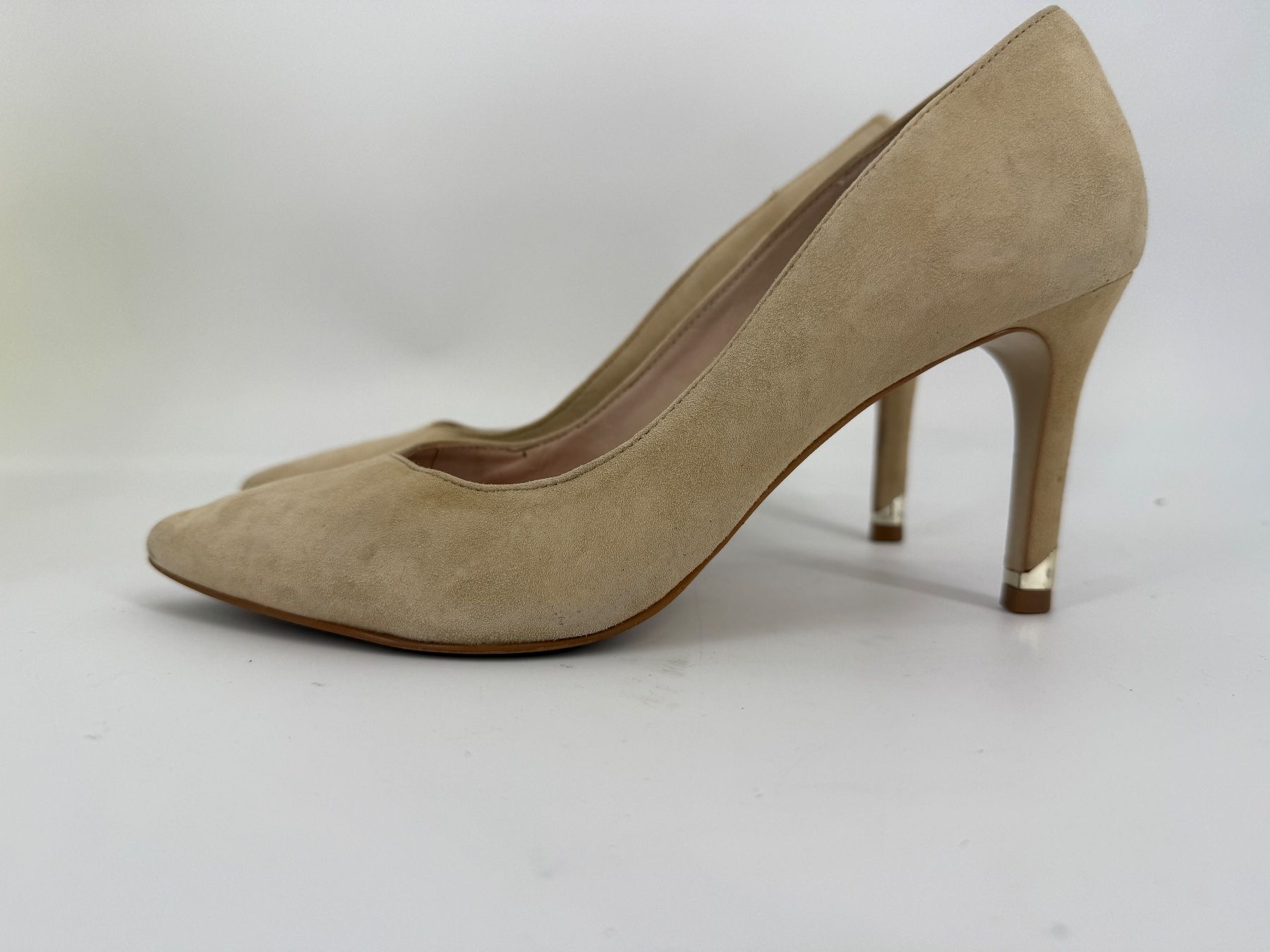 Scarpe da donna: Minelli Wildleder Pumps Gr. 38 – Usato da Auenstein venduto da moin.