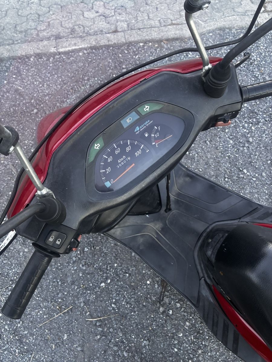 Scooters: Roller MBK Yamaha 125 – D'occasion à Hergiswil NW par cowa_81 2
