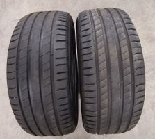 Zwei Sommerreifen 255/50R19