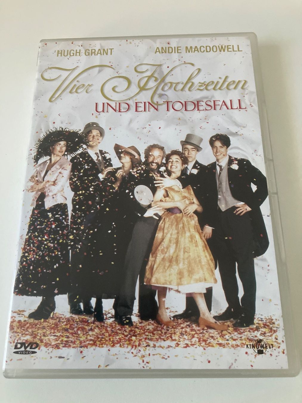 Alle DVDs: Vier Hochzeiten und ein Todesfall (DVD) Grant, MacDowell – Gebraucht aus Arbon von HelFer01