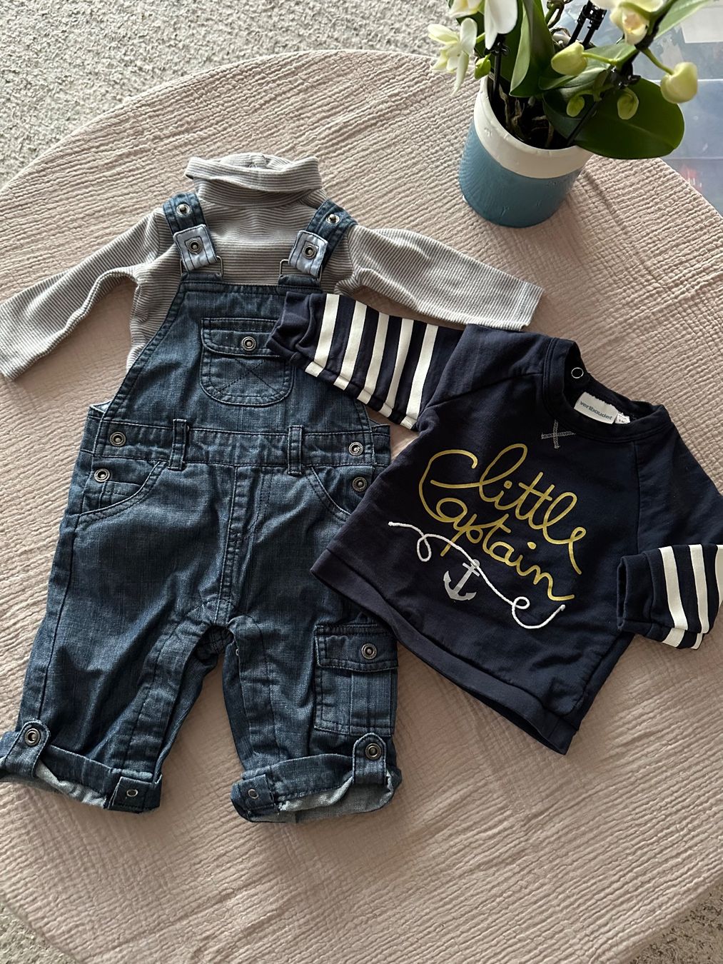 Vertbaudet Lotti & Set di vestiti: VERTBAUDET Baby Boy Set Gr. 67cm – Usato da Obfelden venduto da dafae