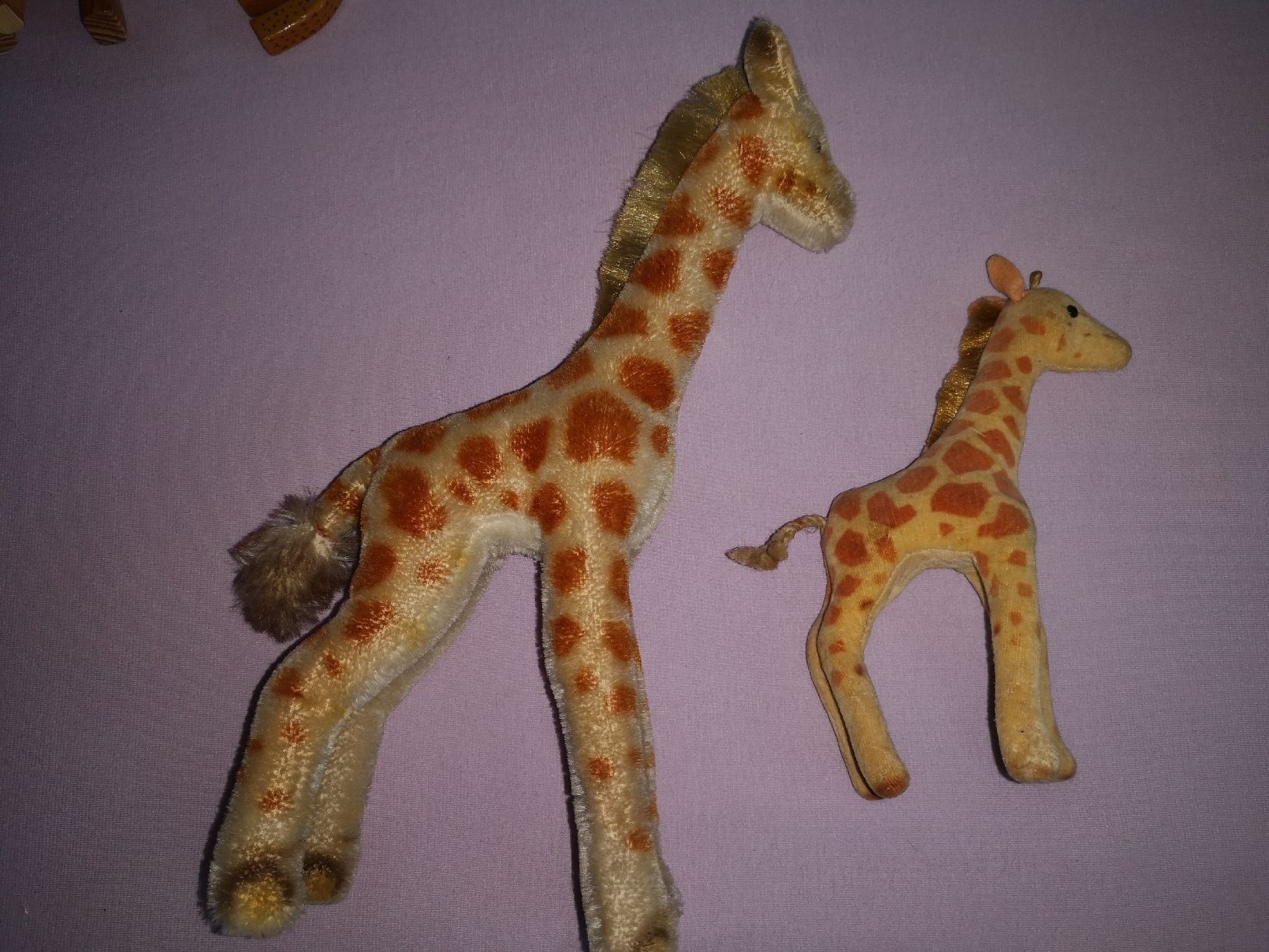 Steiff Giocattoli: 2 x STEIFF GIRAFFEN – Usato da MUEHLEBERG venduto da Cocolinette 1