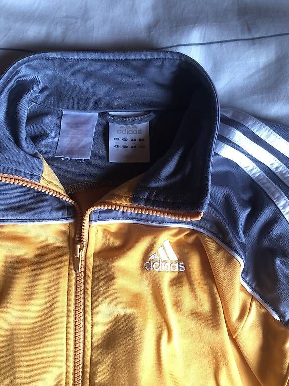 Giacche: Adidas Jacke  – Usato da Wegenstetten venduto da secondhand.jpg 1