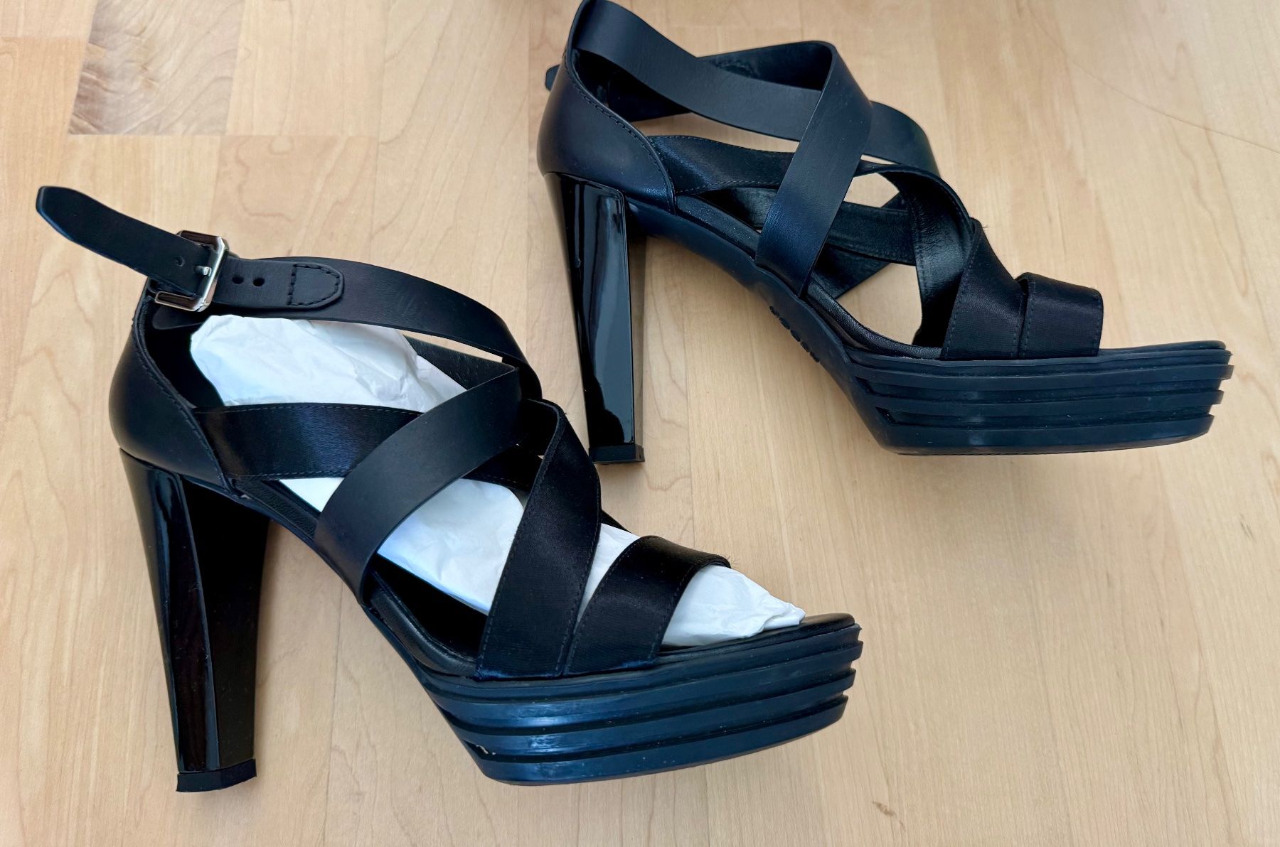 Hogan Scarpe da donna: Sandalen von Hogan, Grösse 38 – Usato da Männedorf venduto da Positive81 1