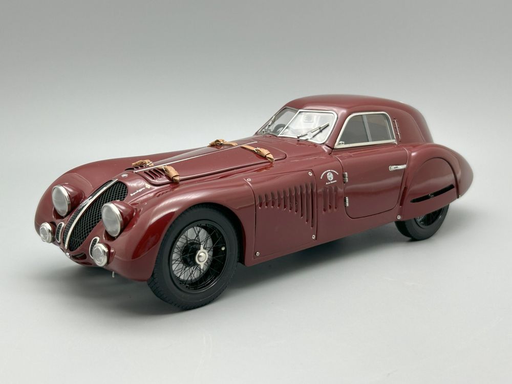 CMC Alfa-Romeo 8C 2900 B Speciale Touring Coupé, 1938