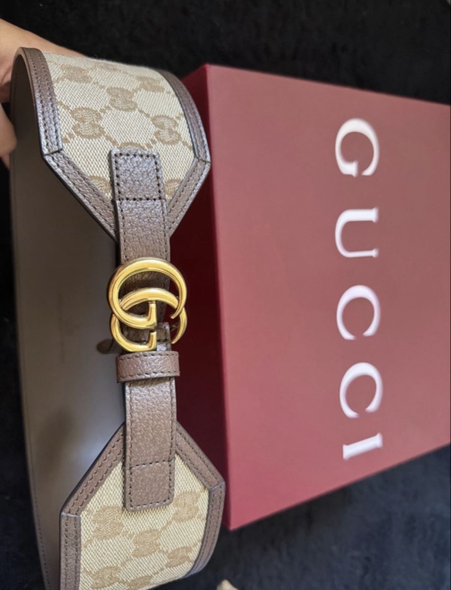 Gucci Cinture: Ceinture Gucci – Nuovo e nell'imballaggio originale da Genève venduto da bou_2t2s 1