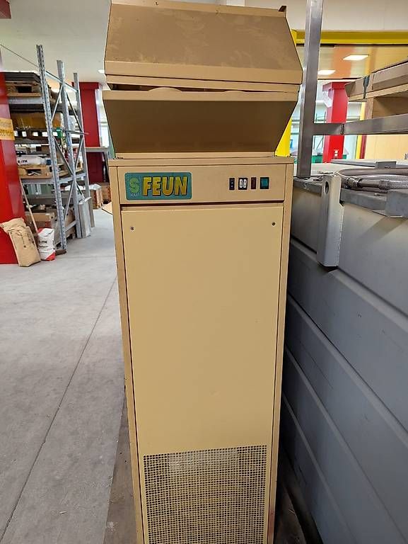 Radiatori: Warmluftgenerator - Feun – Usato da Hefenhofen venduto da LieberherrAG