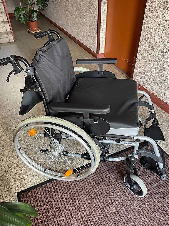 Sedie a rotelle: A vendre Fauteuil Roulant XXL – Usato da La Tour-de-Peilz venduto da Cora57 3