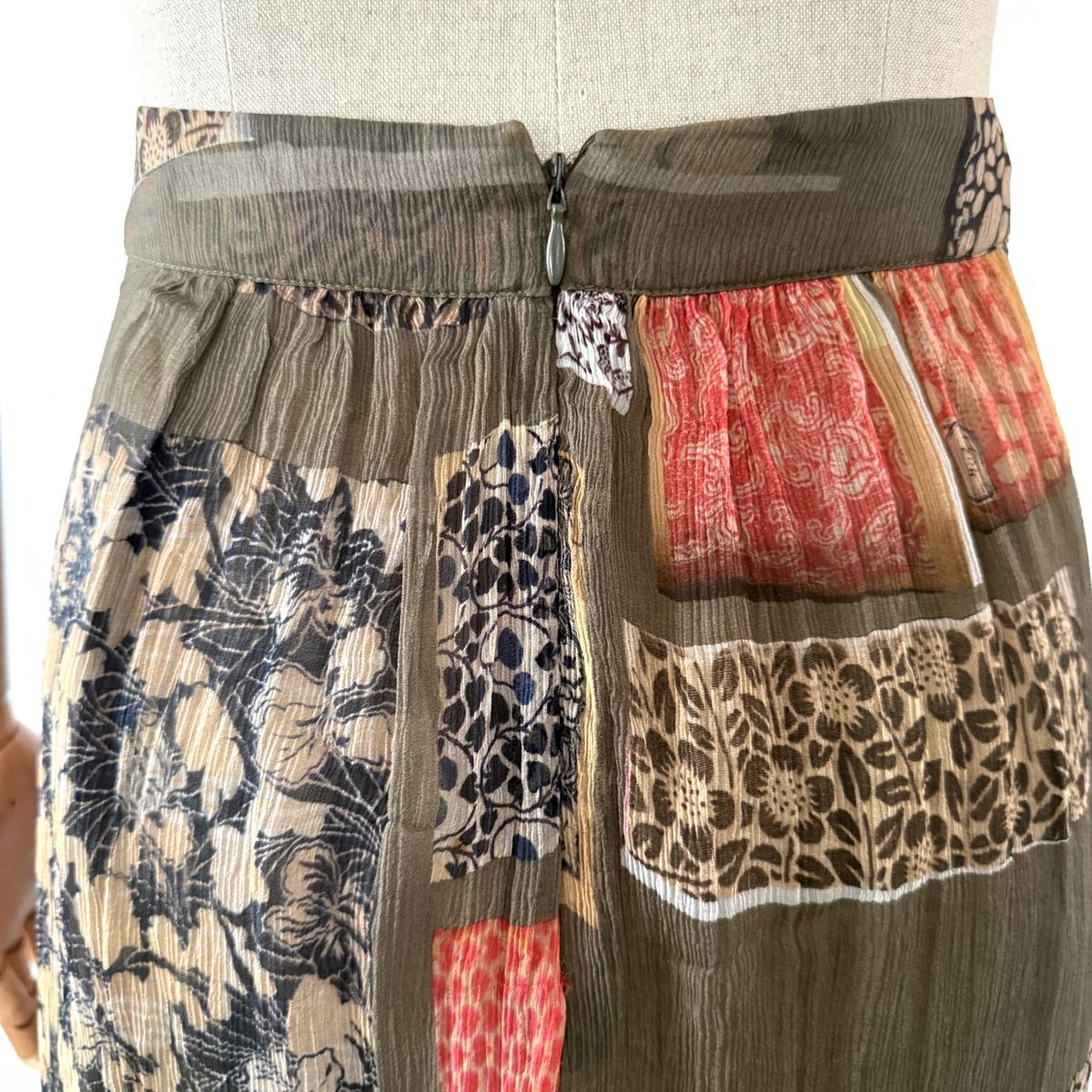 Etro Gonne: ETRO Silk Skirt – Nuovo (secondo la descrizione) da Freienbach venduto da Avviivva_Shop 4